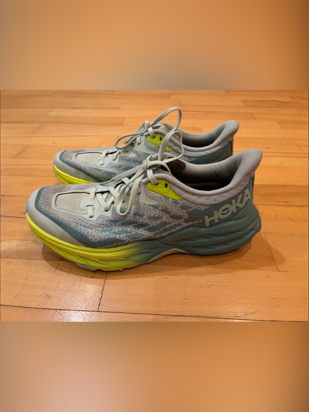 Hoka SpeedGoat - green and neon yellow